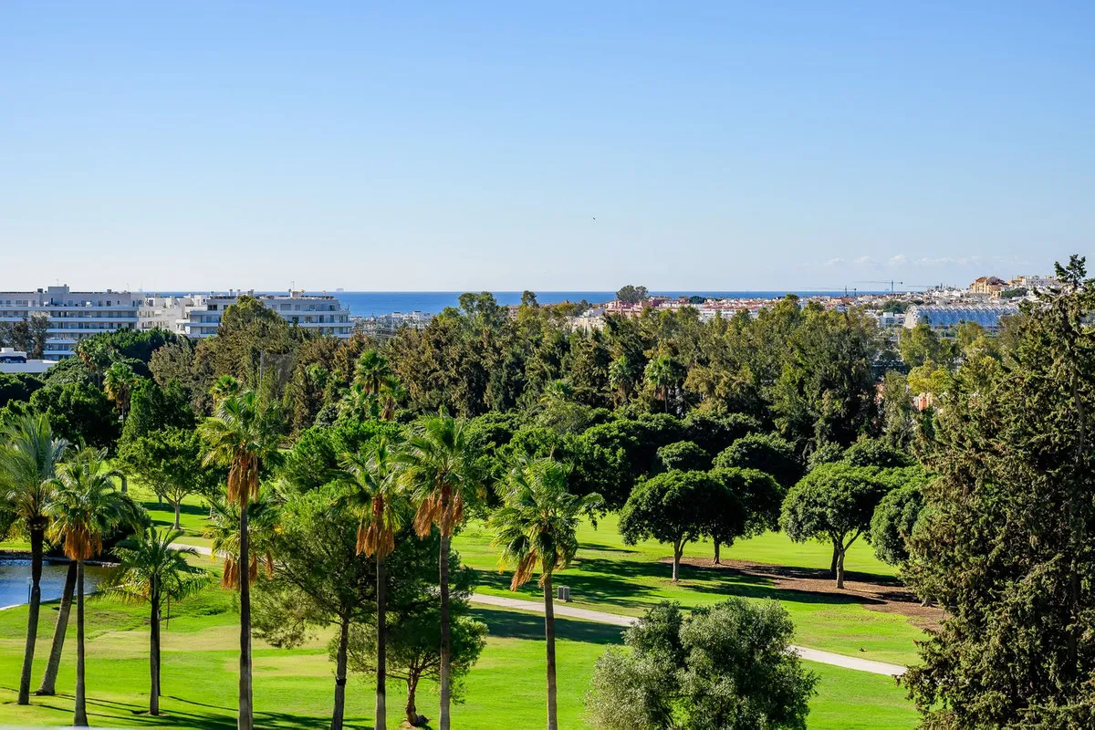 f5fb3df6-faf7-4faf-a1c3-92a8c1b1d321