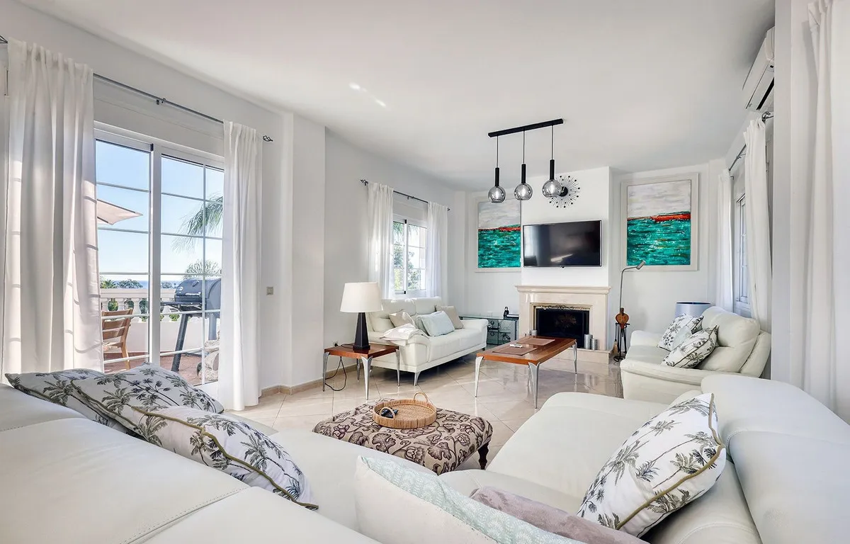 54dd10b9-d5ff-4227-b305-b9e68b847f22