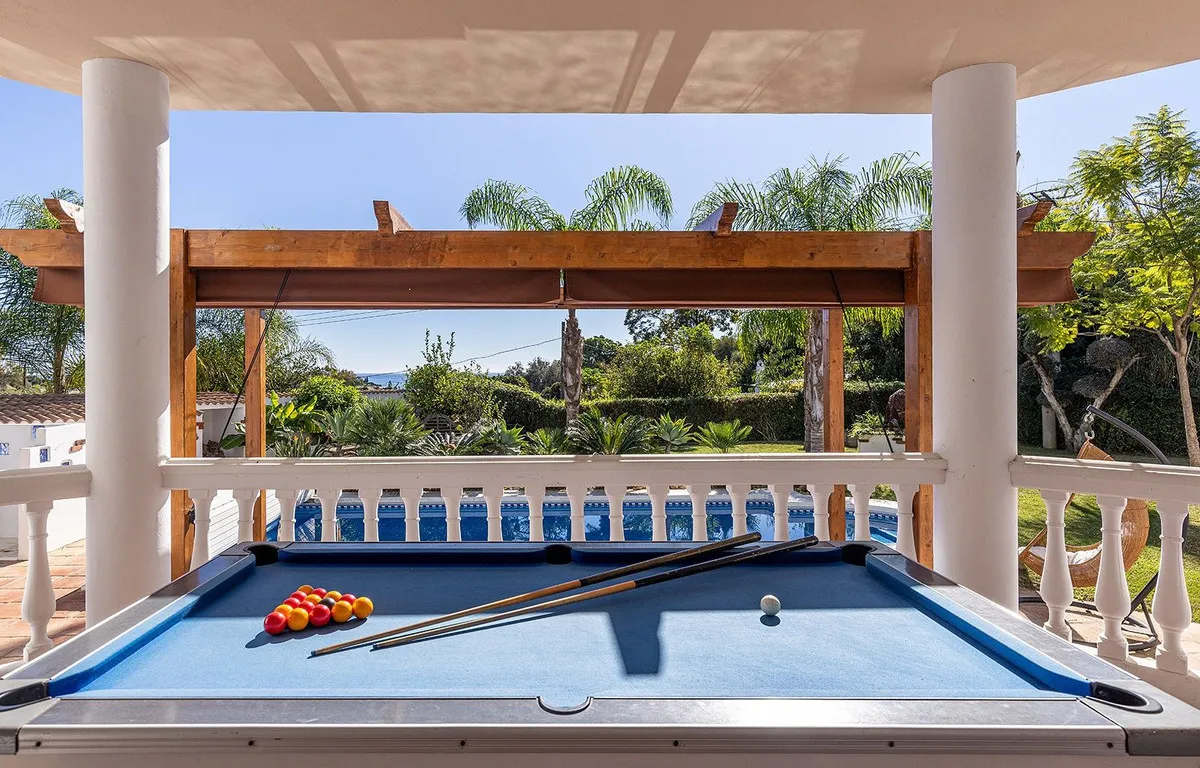 960a9e8f-2a44-4180-a93e-cf1c5662a380