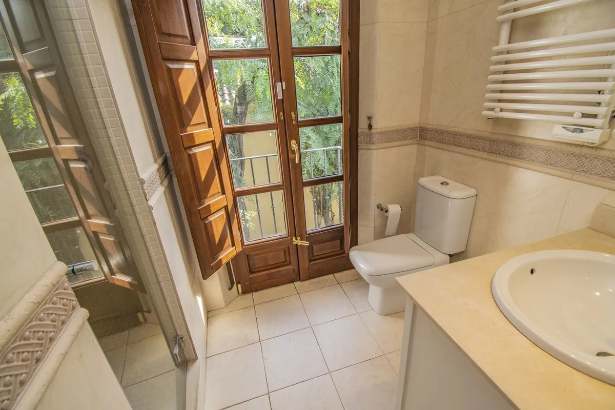 25279000-7d00-47e9-9dfd-88b078ba3008