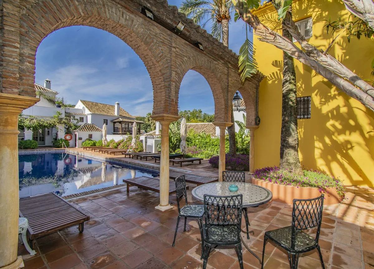 6da50571-c867-4e77-8b80-881f7a5d7542