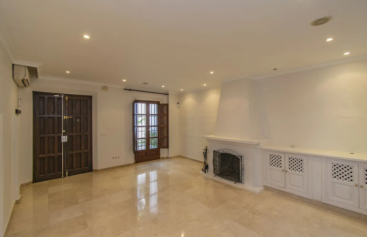 a2ba54fd-b7da-448e-a955-d9e465a3a337