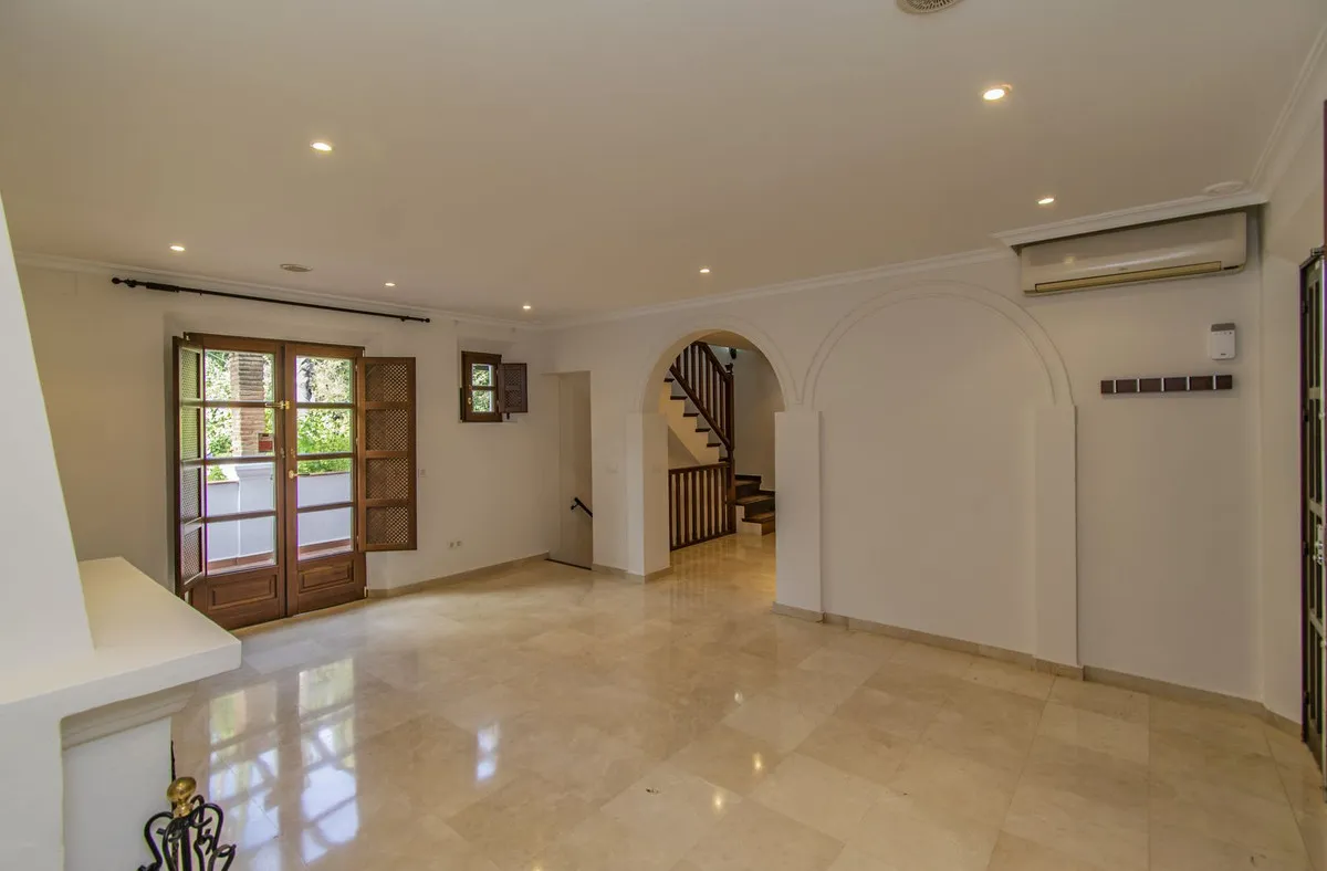 ab98d88f-f74b-493c-b70a-5bfde27d68c5