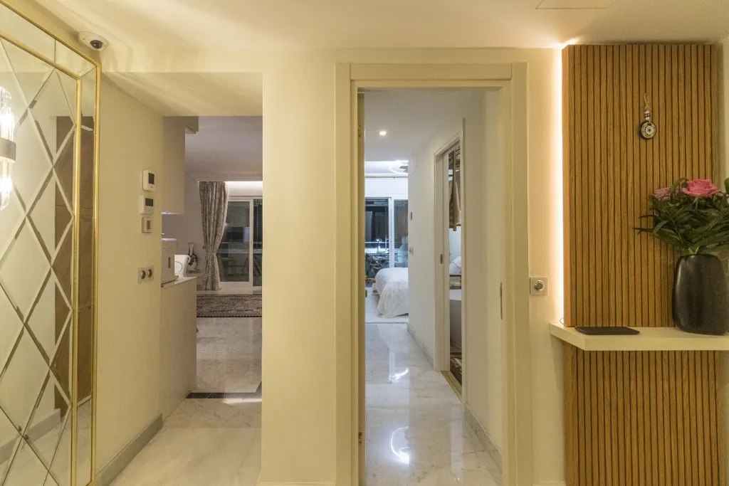 9bf47403-19e7-442d-b65e-2bf4282cf223