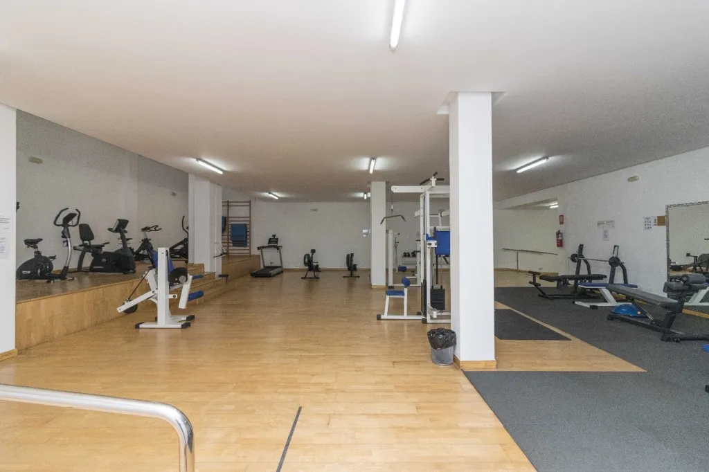 ee40c772-1c00-4dd5-bead-13592ab628da