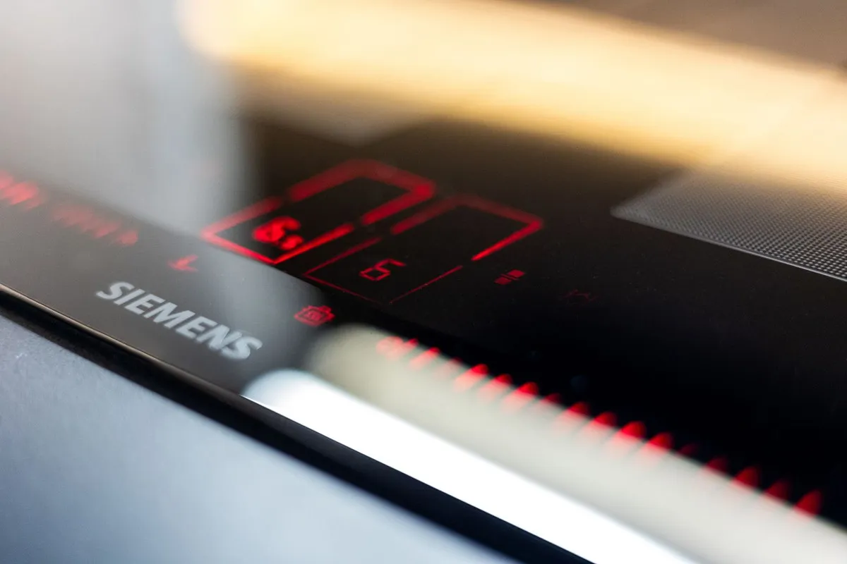 1ede57db-33eb-4448-a4ab-493f2923a4d5