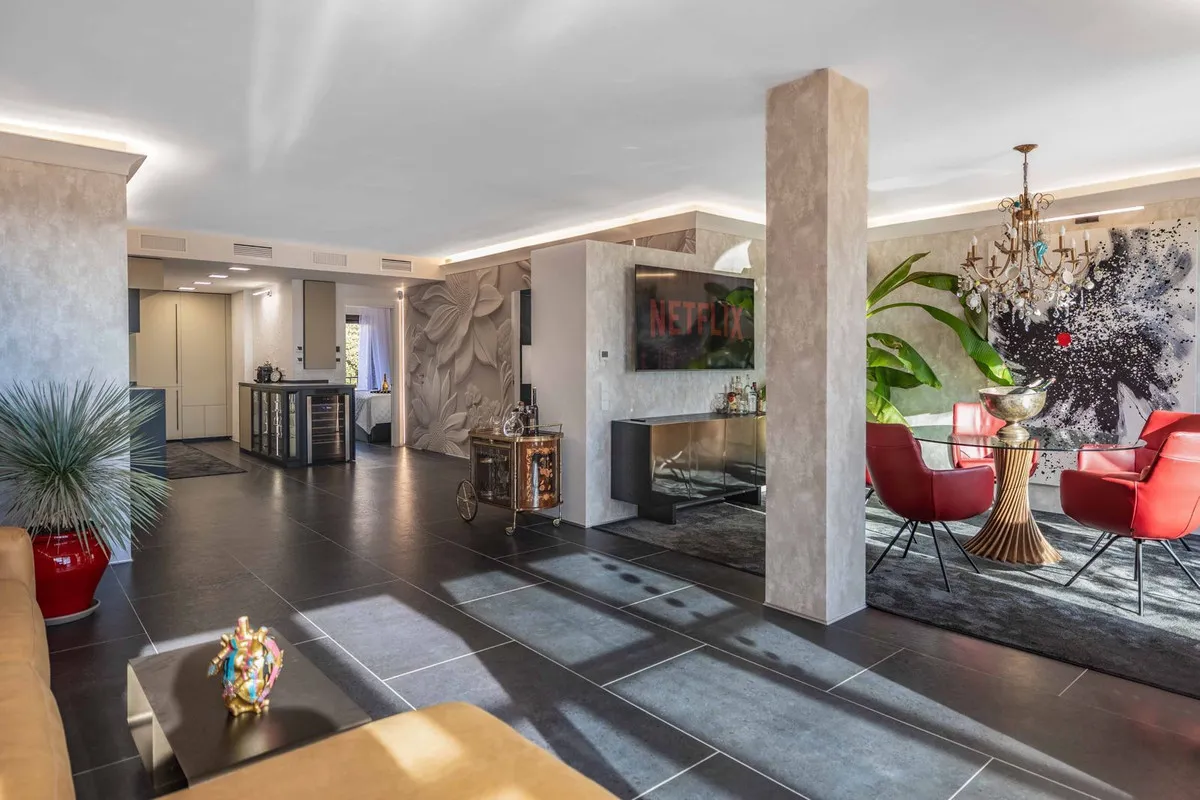 2d607145-52a5-4466-8c1b-058364ea4eea