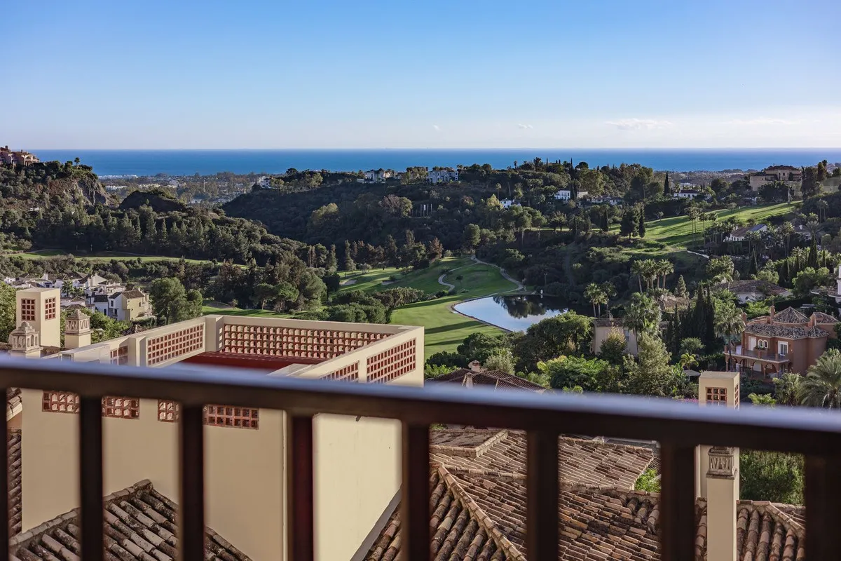 97d988c2-1e9f-4c6e-92d4-696d58ce637b