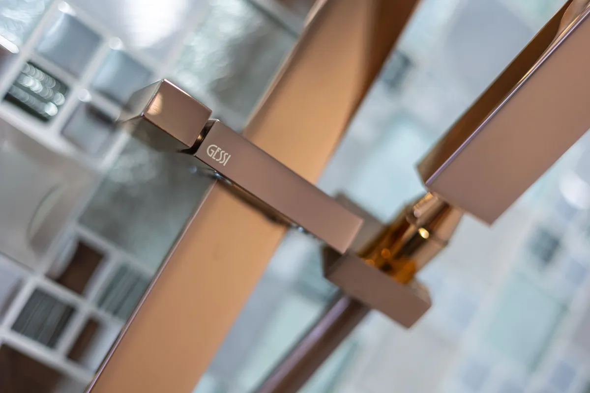 fce412f9-6e33-43e7-87f5-24ec4b9ed4a6