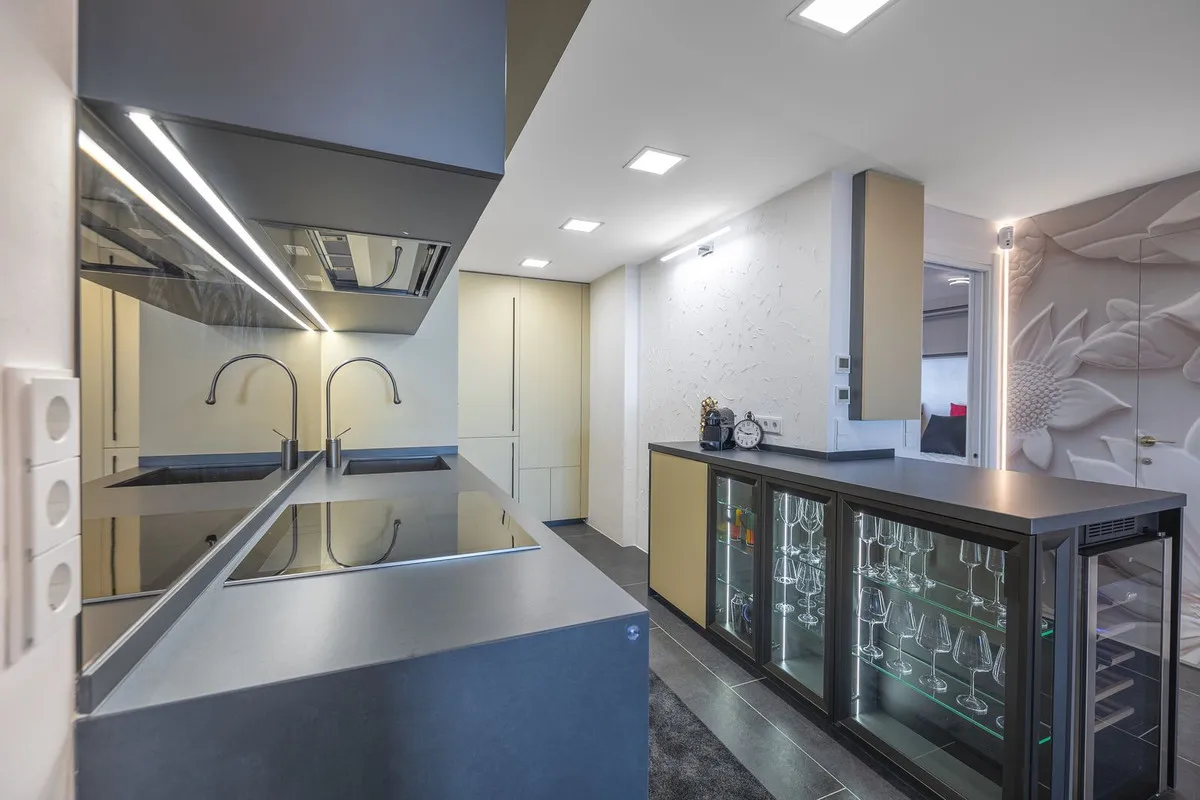 ff274b2d-1b50-45e8-9c63-fd1804f16efc