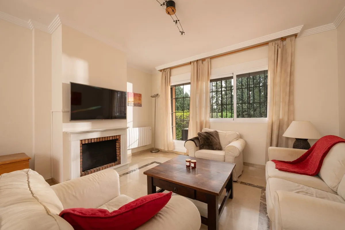 2ee5a7ed-e95b-455e-95f8-e04193974da5