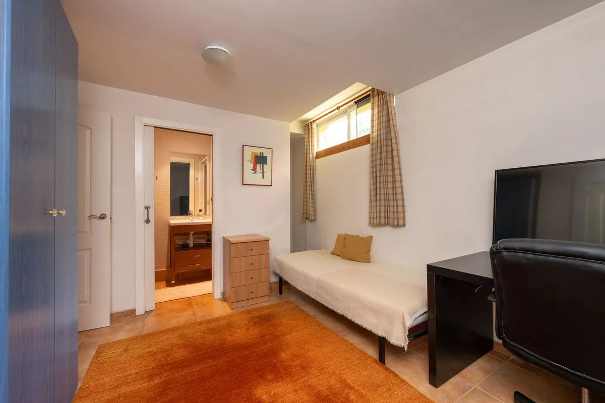 602fcd8e-bd2b-4ee3-b343-a633478fc2d4