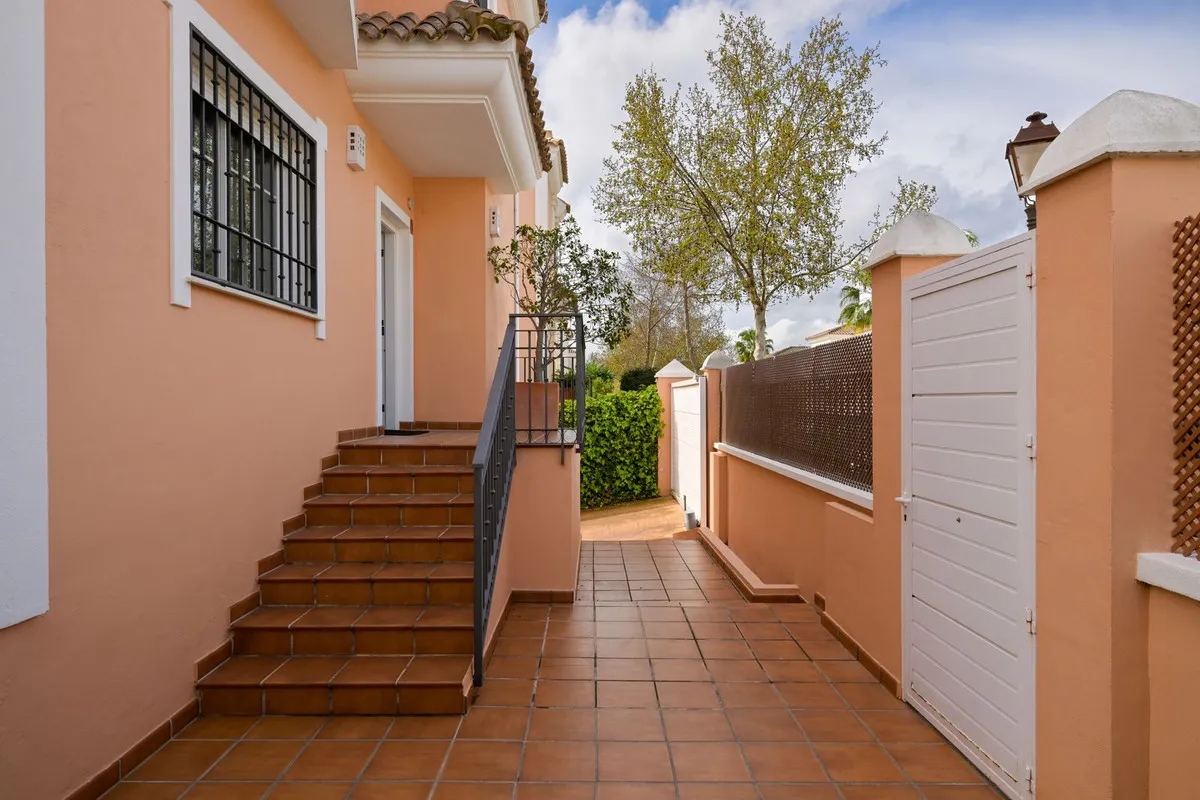 da201a4c-ab67-450b-ad43-b1cd805317bd