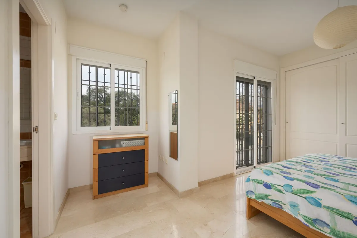 f9980216-a6f4-442b-a86e-d5f8bf94a85f