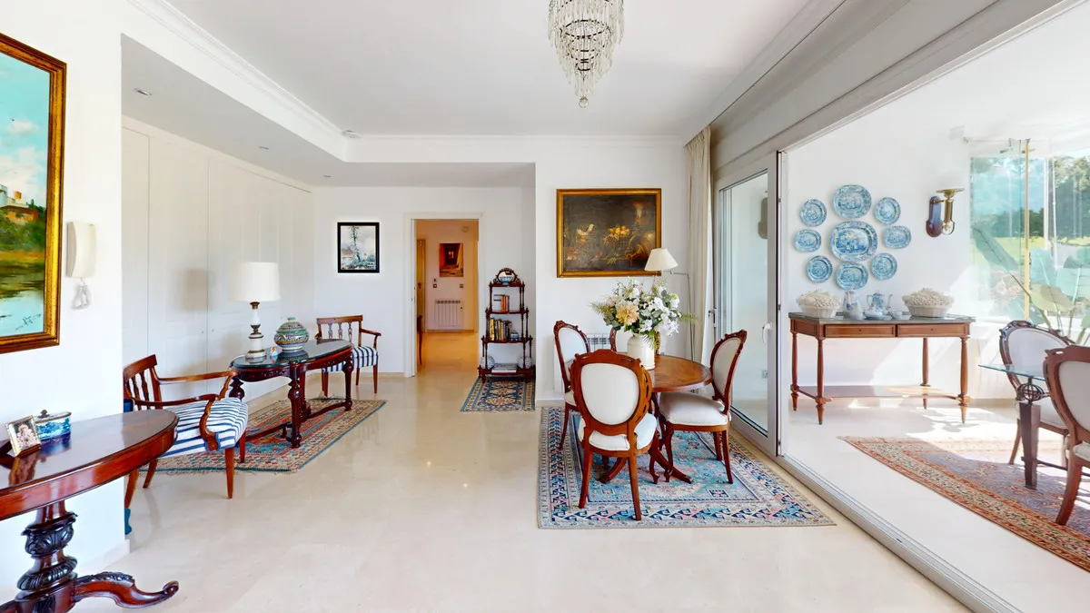 2f65132d-79e5-40f2-a595-5134d23d50ab