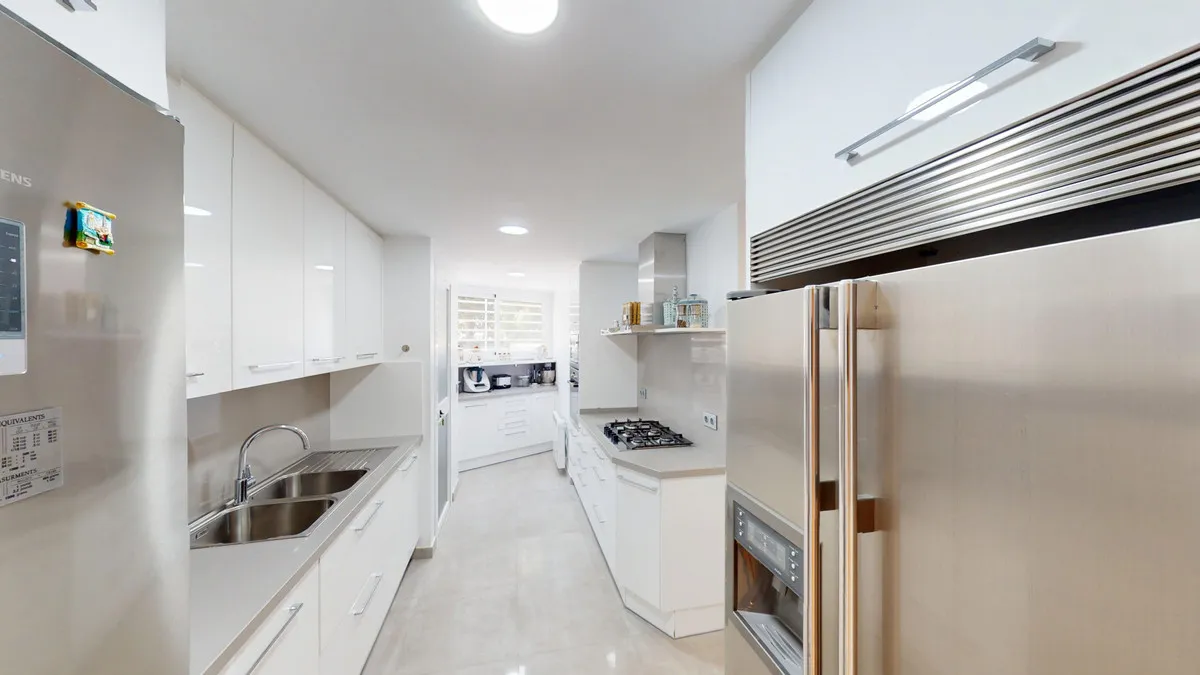 5f661342-7584-4af1-a5df-e7958298f2f9