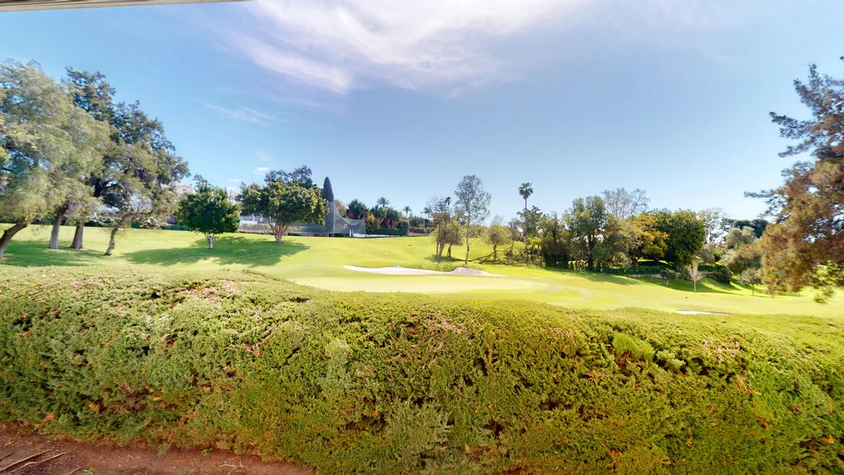 6dab1f8d-82b1-4e71-83d5-cdfc623519ea