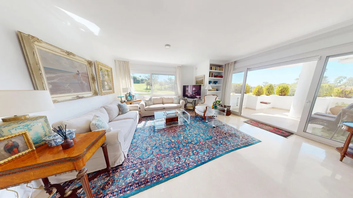 e29fe990-4796-495f-afd5-432f784febe9