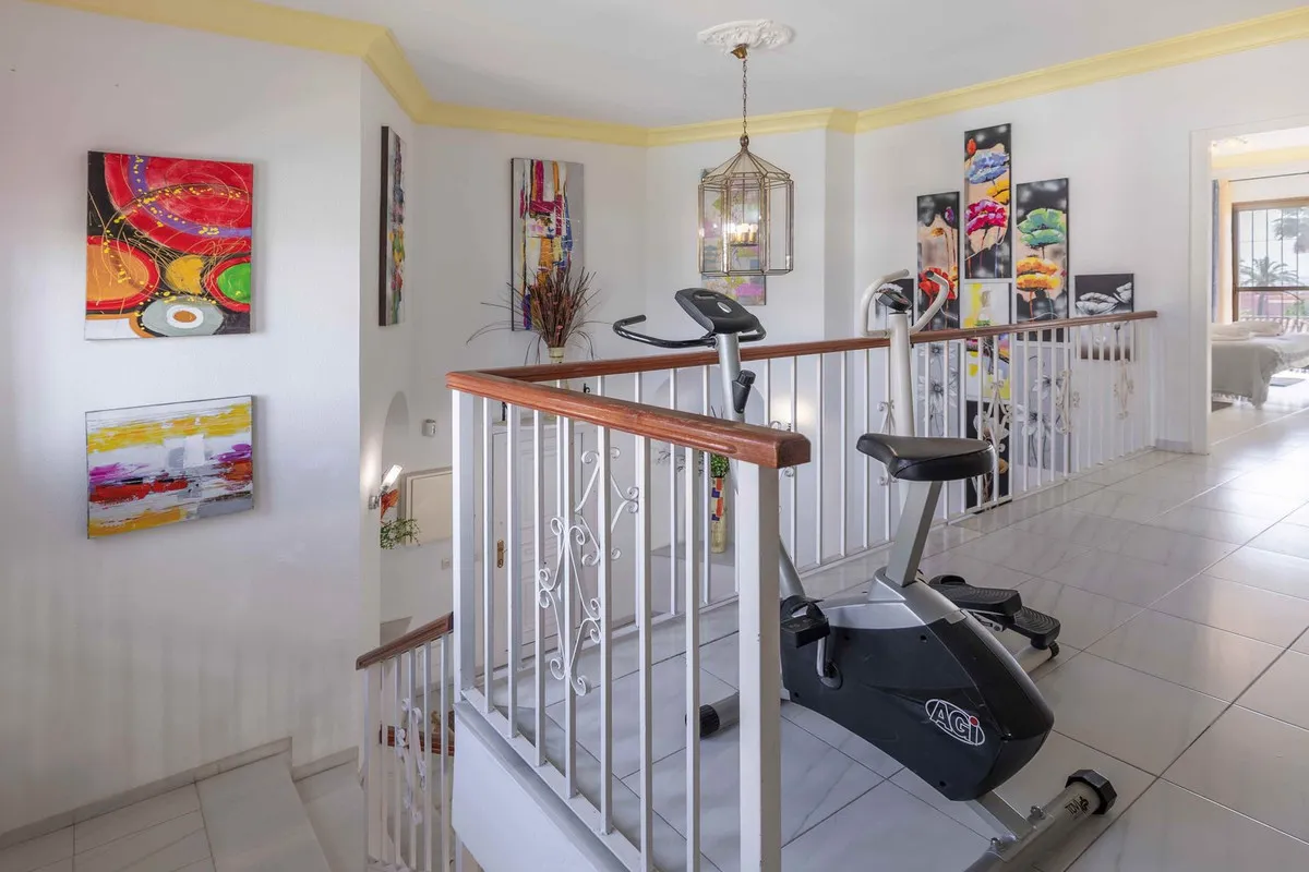 31d61f7d-8f96-499c-8353-11a5a5b397ff