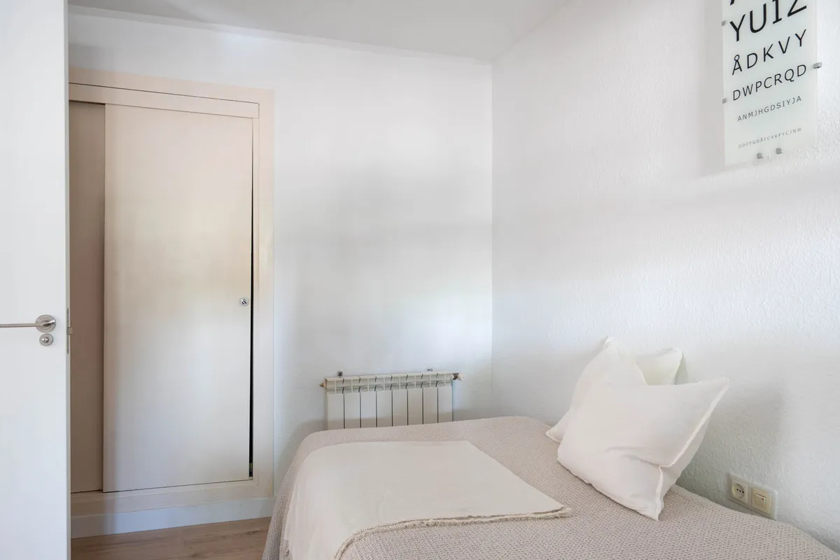 136f4bf4-51e3-4f65-bfb3-63b923686ee8