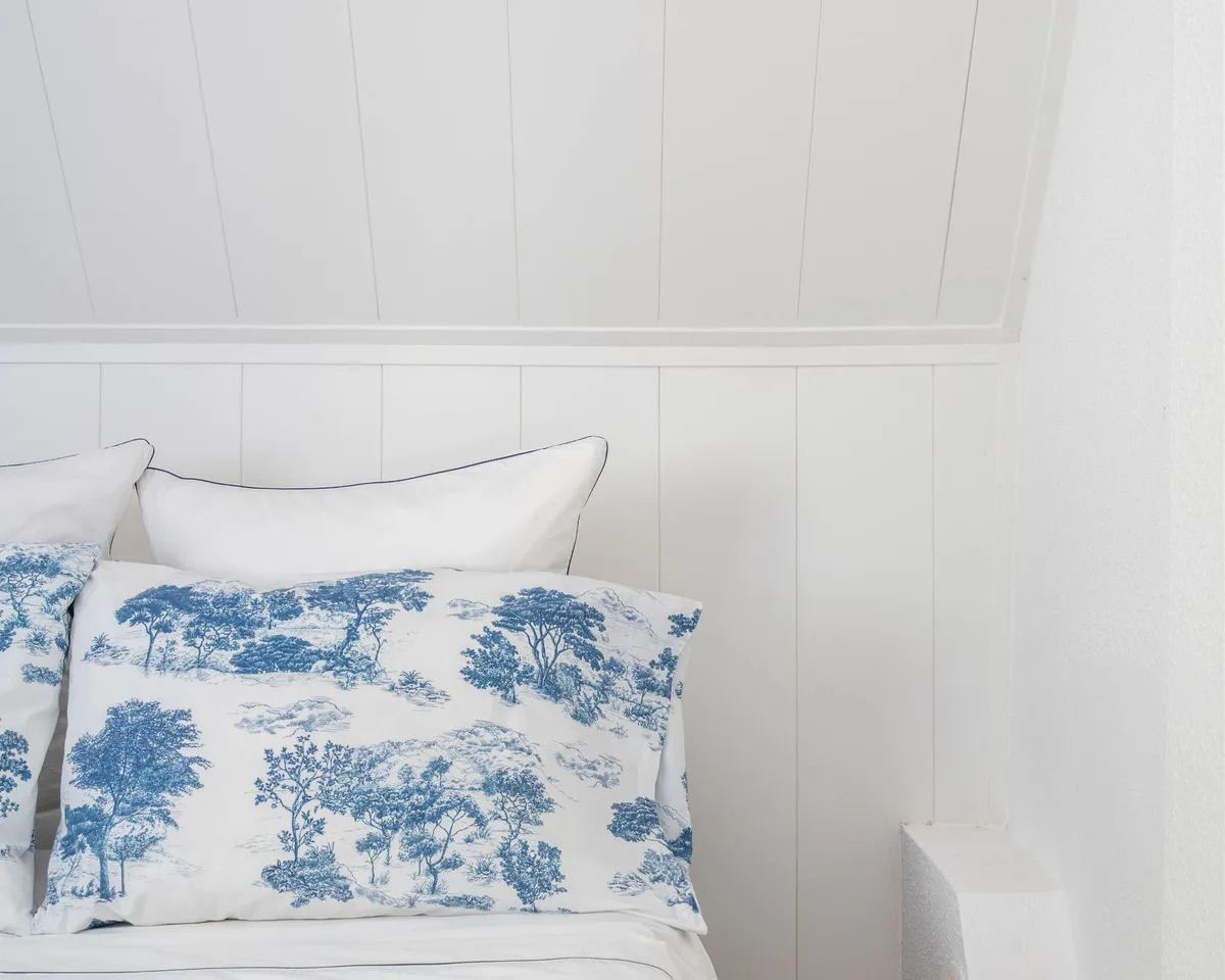 8e82479b-bd9a-4502-b43a-3bbb6df8d590