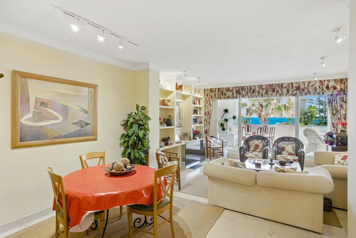 12ba3424-e25d-4c82-a972-7644761b466b