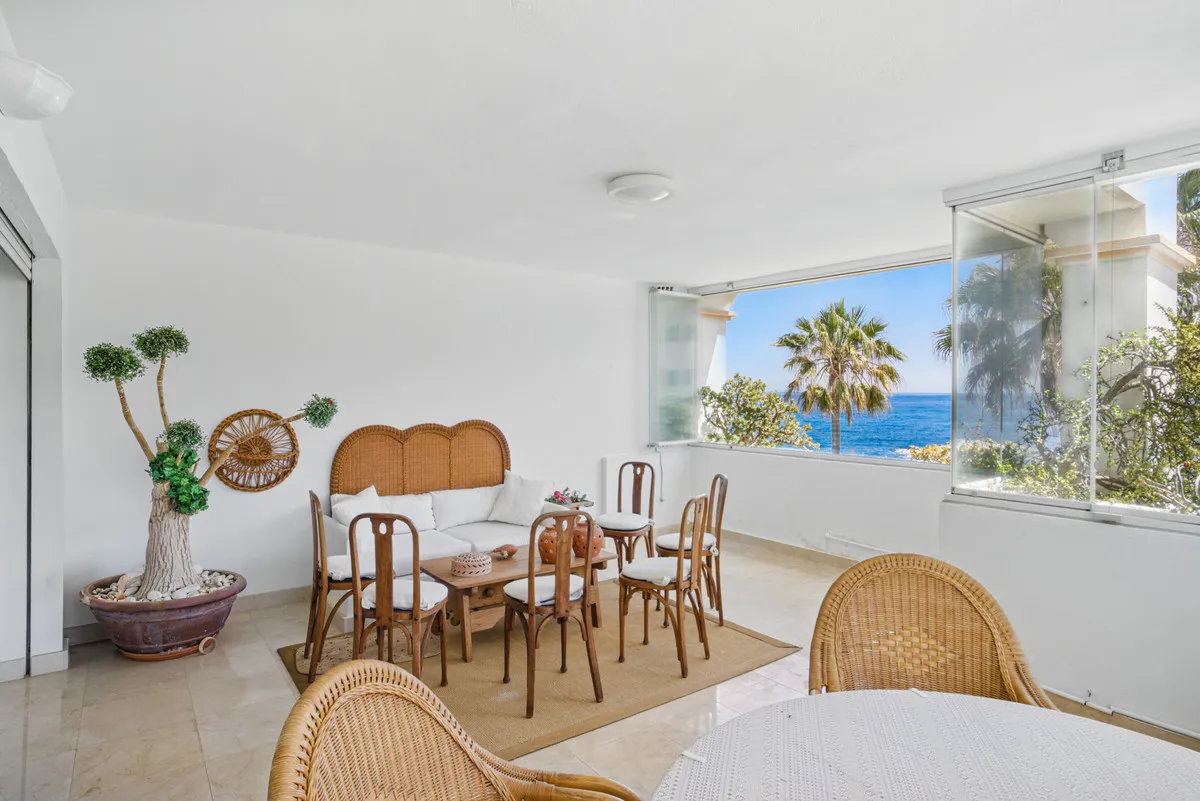 7d582879-334a-4feb-a53b-dc95250f4615