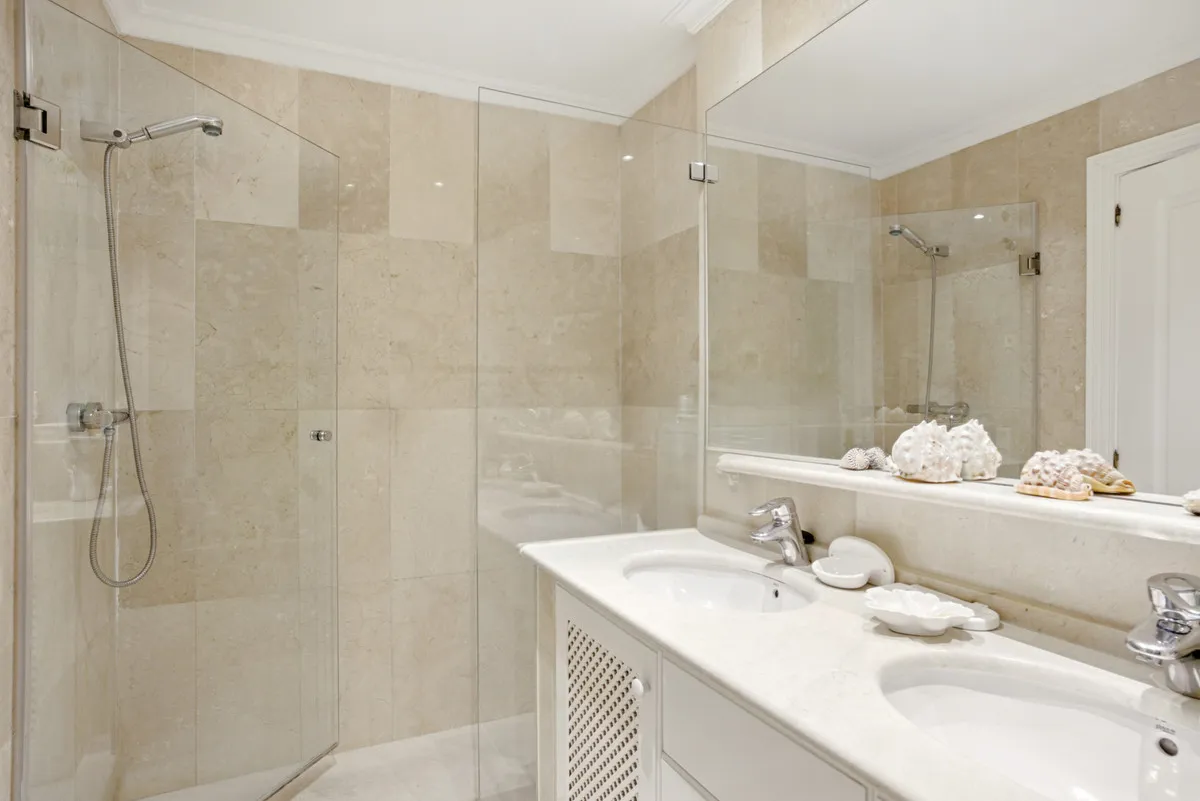 a7e6a2ee-7c60-424c-aaa7-4061ae45014a