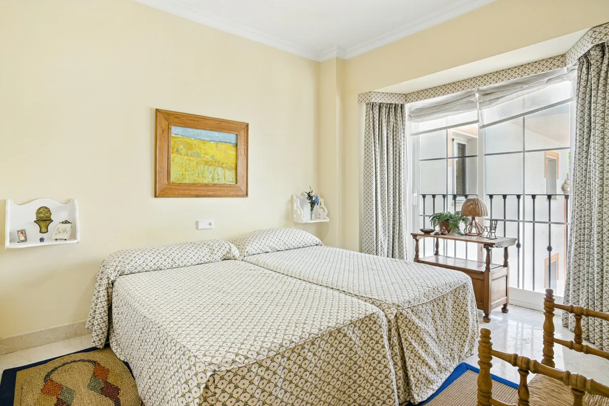 ebd5b9c4-55a8-4dff-9f5c-18e804514b4d