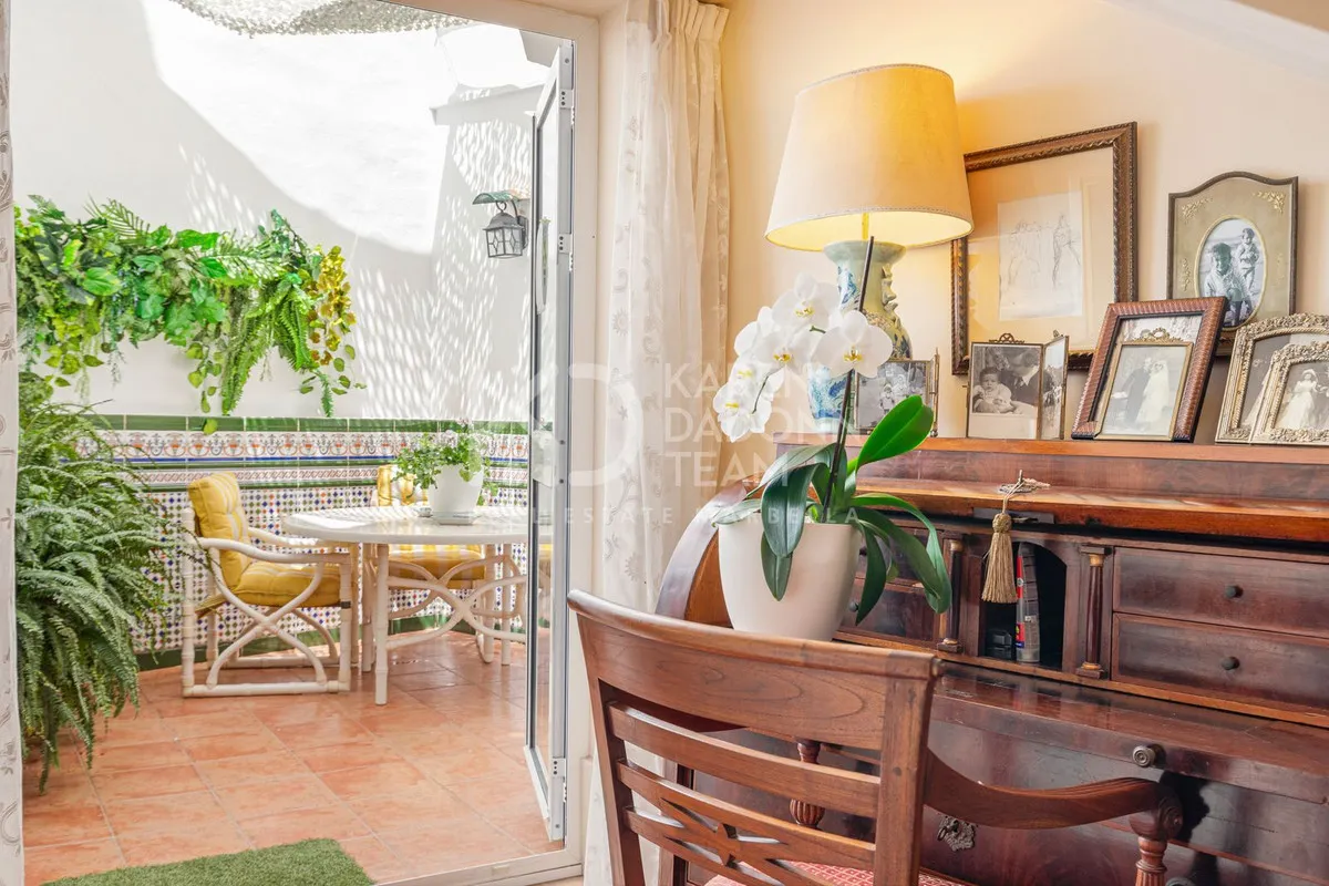 406df755-dad1-4f20-83d0-30206c249c22