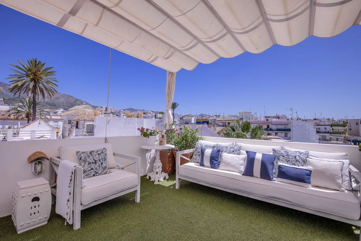 df054898-192a-44f0-9f5d-a10611364302