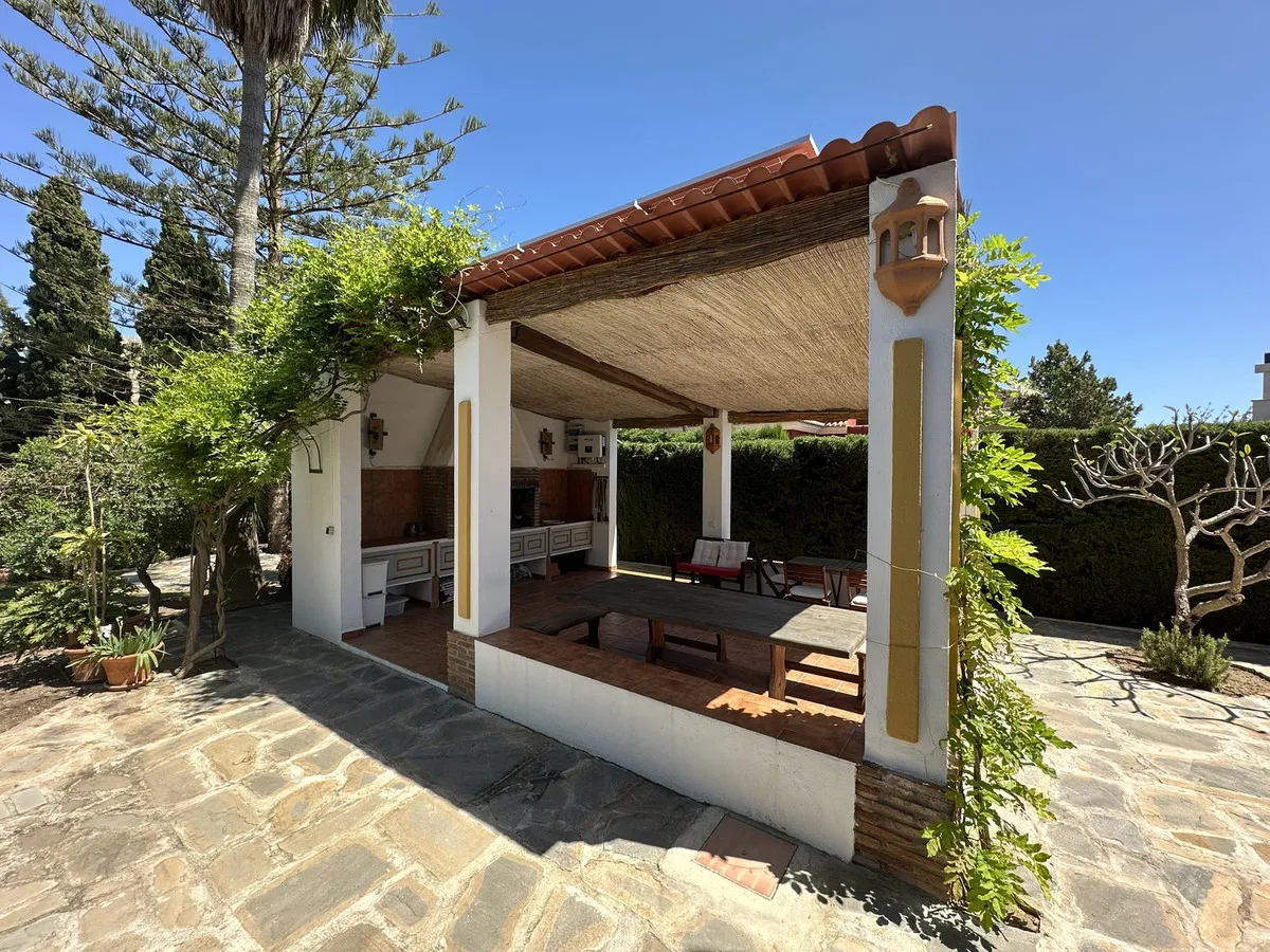 2beb44c6-bccf-4c0a-8947-cb7b712b99f9