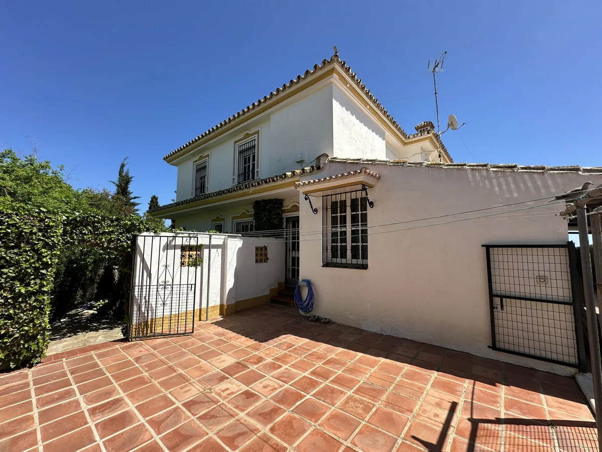 6093842b-0f35-4bc3-84f1-852535d6a9ad