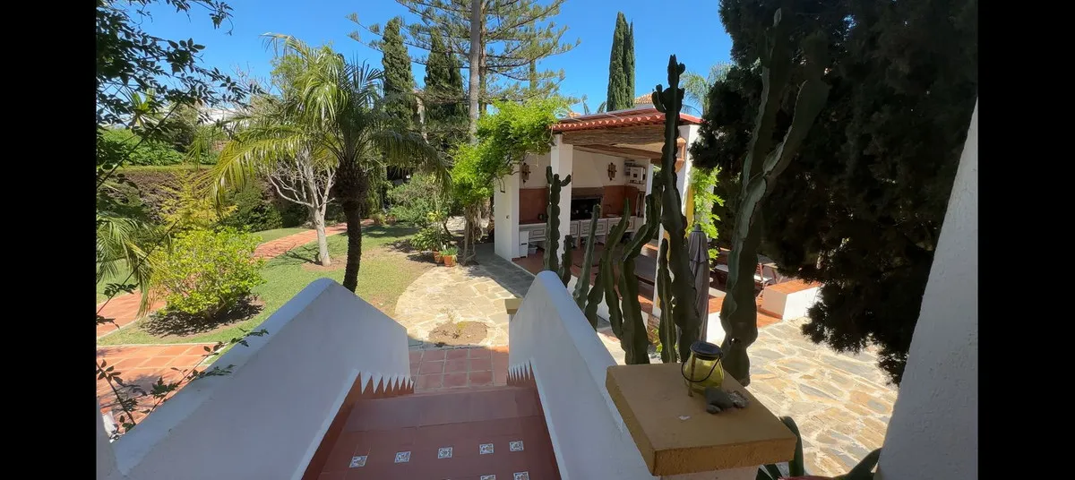 8f252060-8245-4d6c-93a8-19daca569bc1