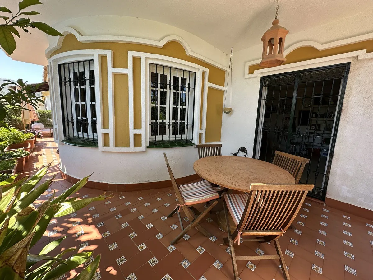 b2a4b75a-181f-4c96-b8bb-4a6d5aeceb26