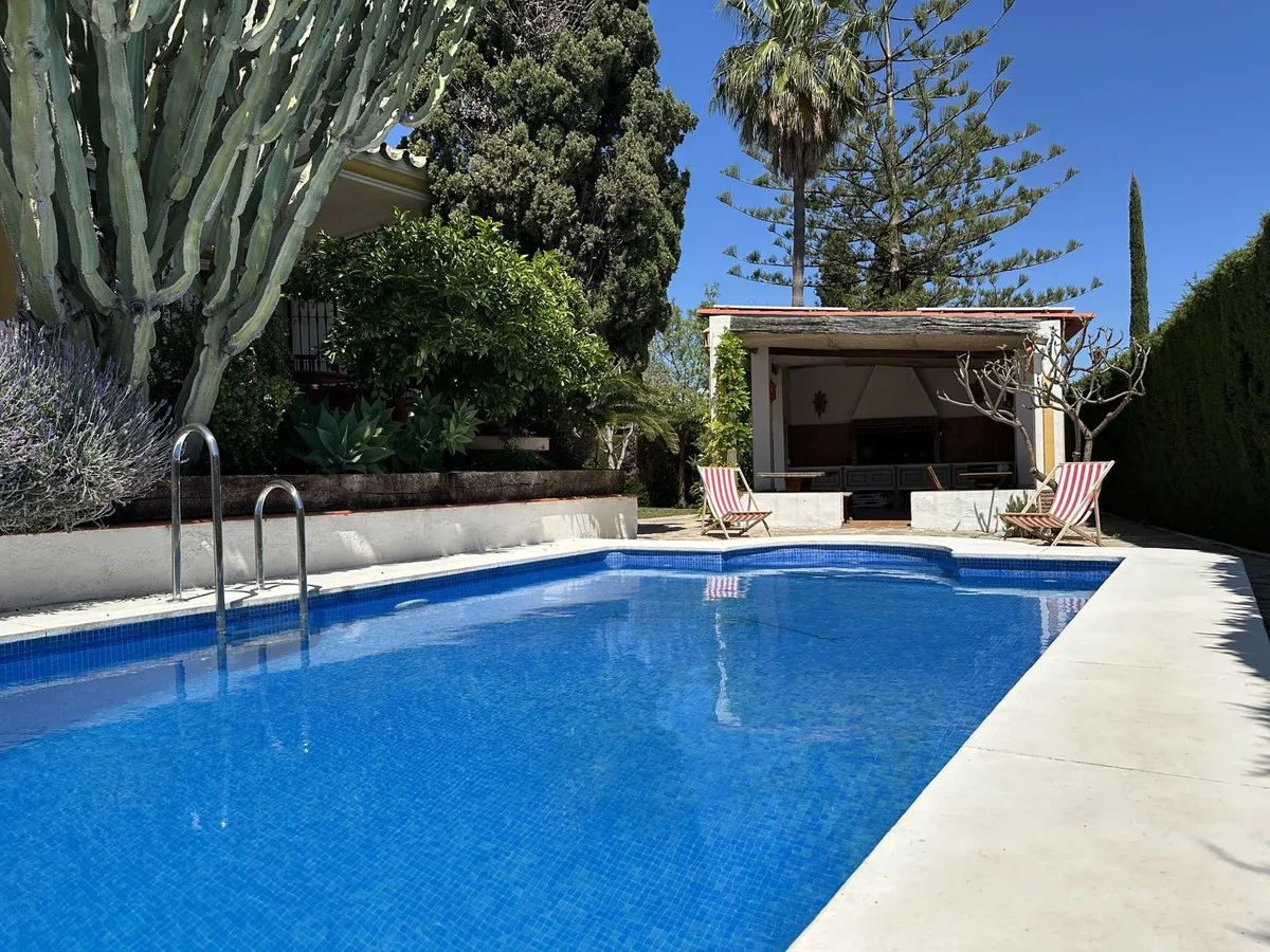 f49c6884-0571-4afe-b351-aeb541a94a0c