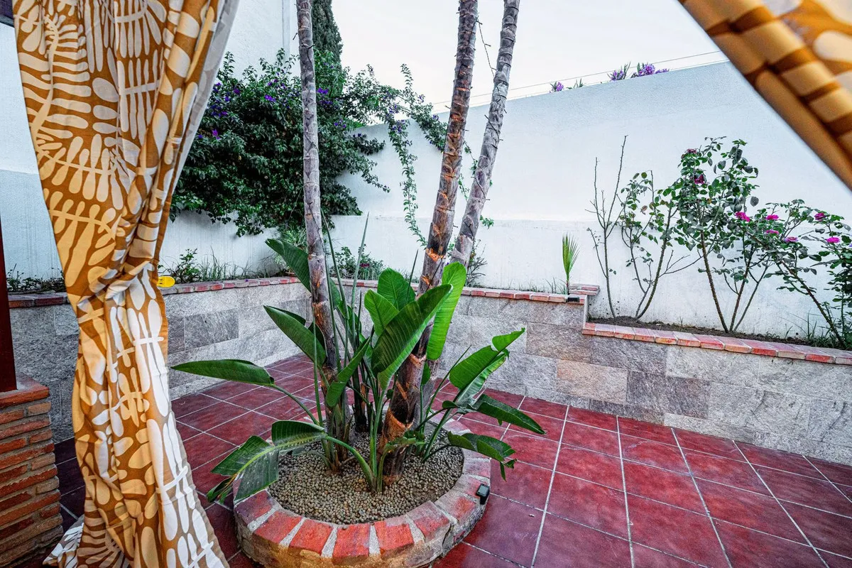 78ee6547-eec0-47a9-957d-b3d6cd18da22