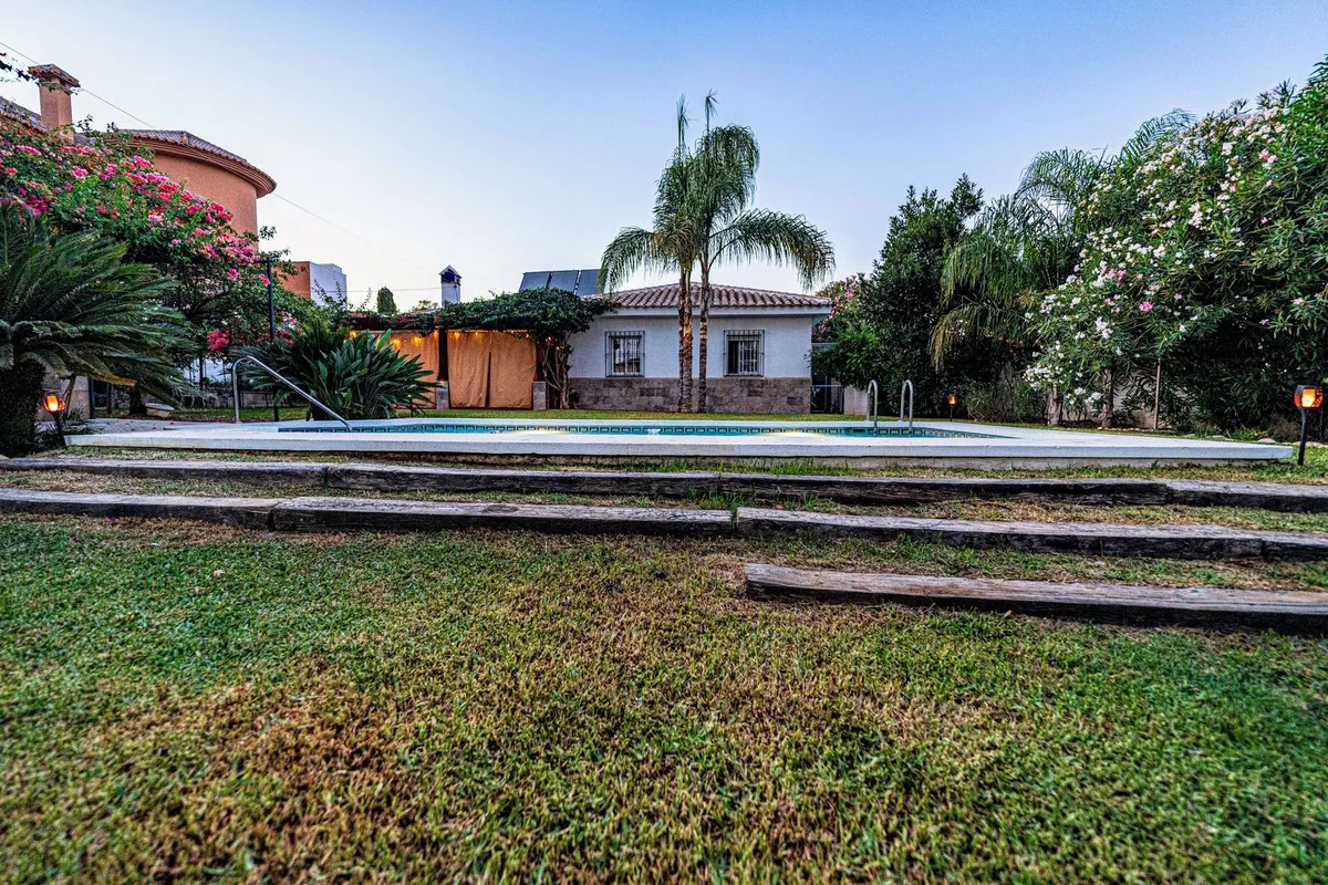 820cbffa-25a3-43e8-a0b7-0c41e2e1f14a