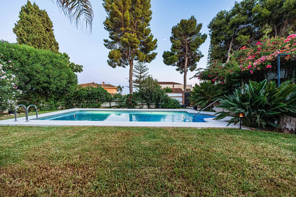 94c0a0ef-6db8-4cff-8071-0c41ae965d42