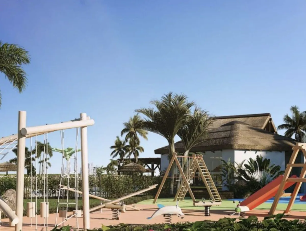 d555cc8c-8b03-4f73-ba23-2227e82c7742