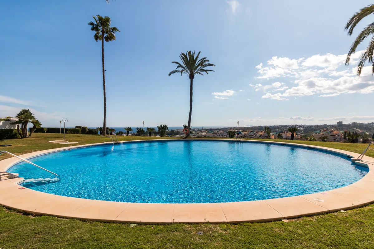 0b5c0ae1-2a14-416c-bcb6-3a1970bb4ca9