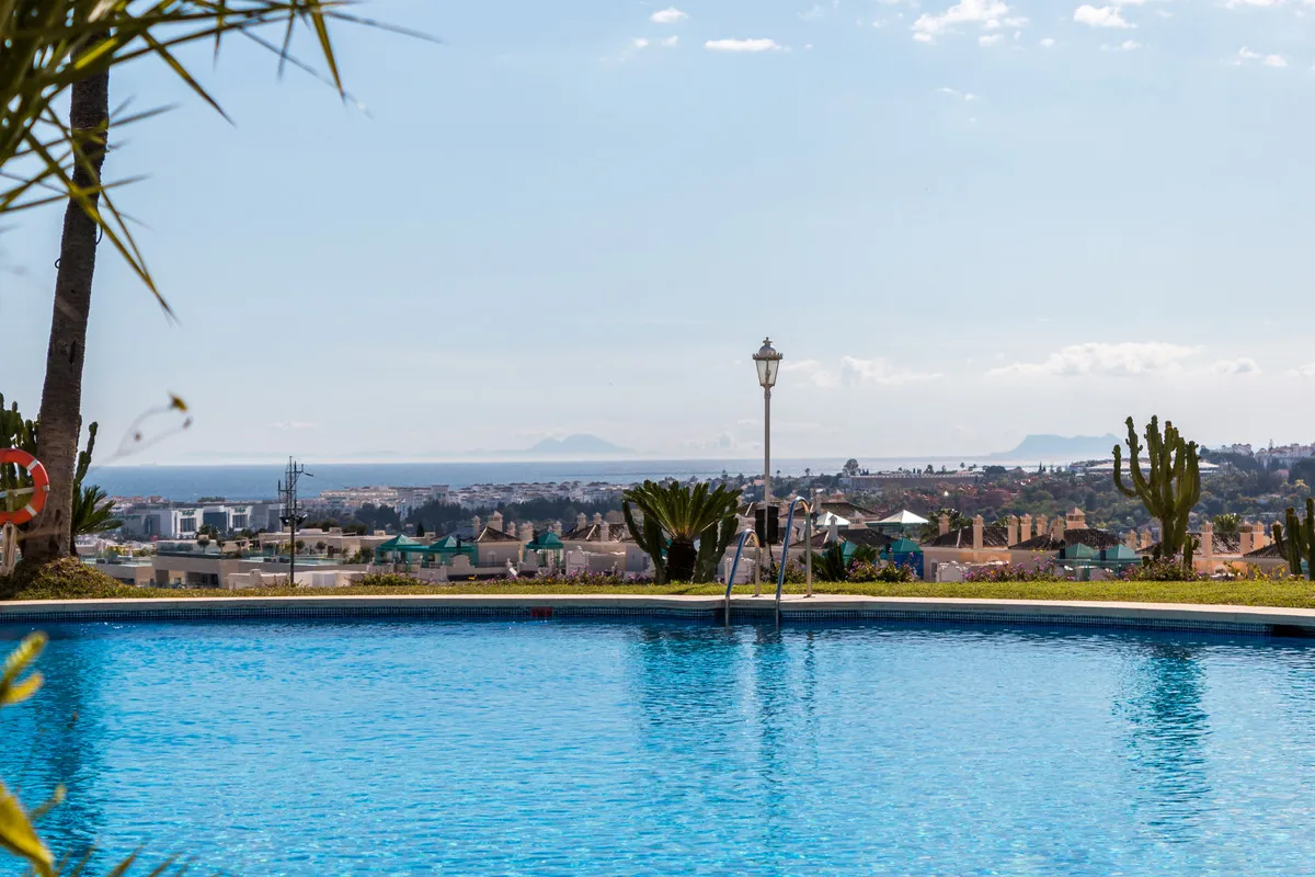 2f6fd5db-ef57-4f9f-a37e-e69b3b46a29a