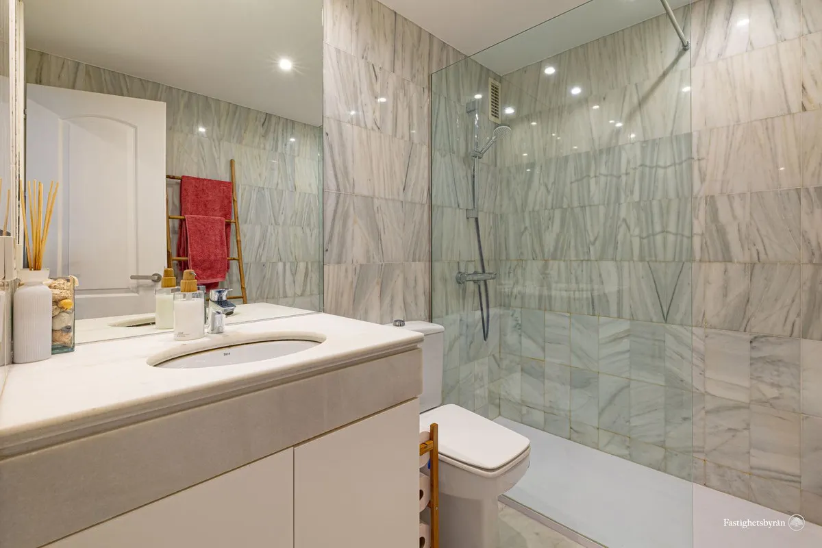 80f499cf-beb3-4138-9215-810b2d4a0044