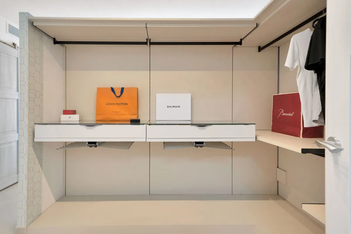 521a87fc-49aa-4f50-853e-b1fc981e4b64