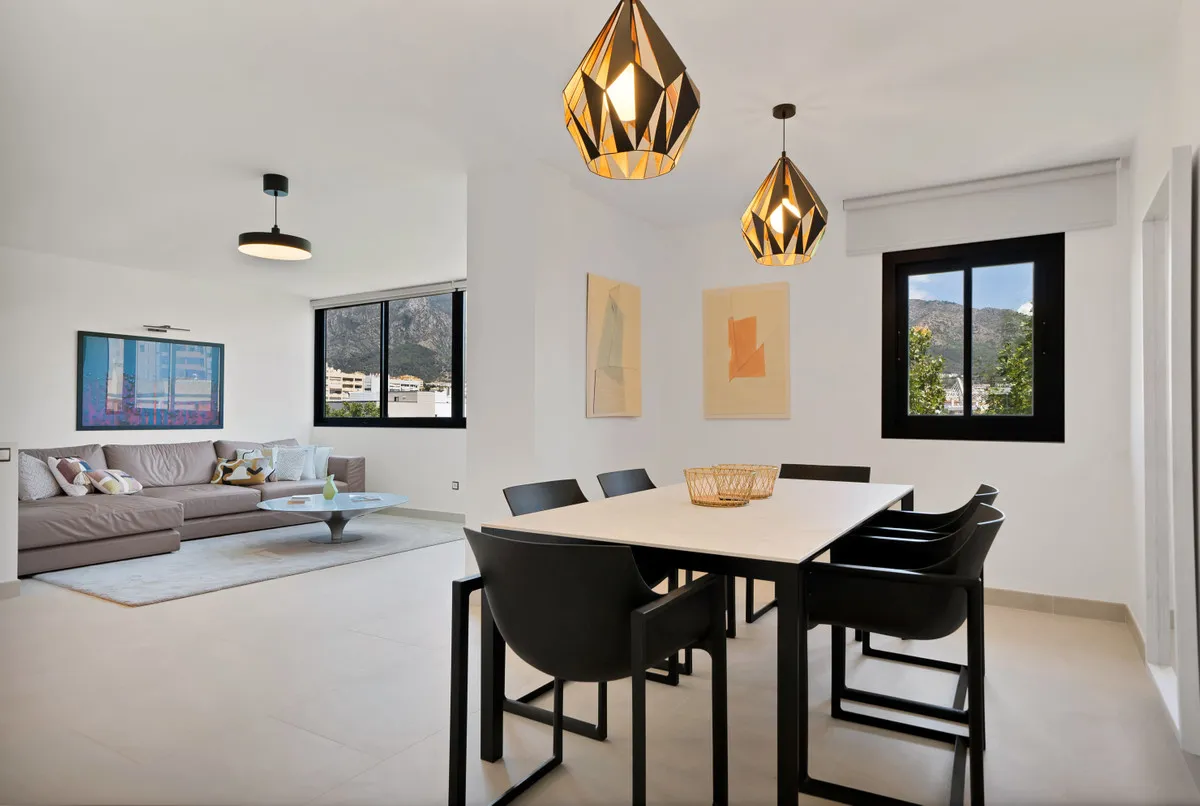 76b4d9d8-7519-47a5-9066-d56a2d1e4fb1