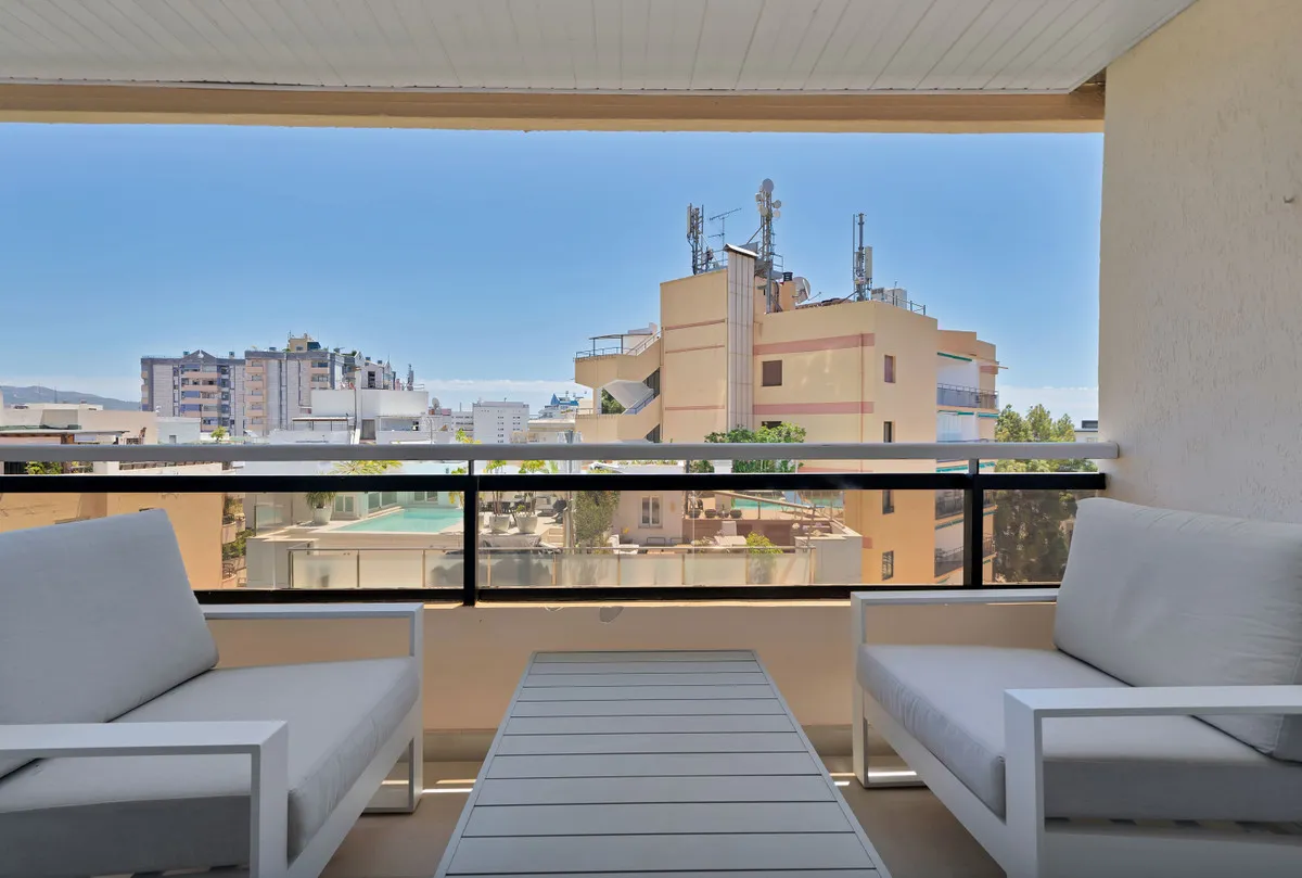 a44ac533-b08b-469a-8849-e046f7754bf9