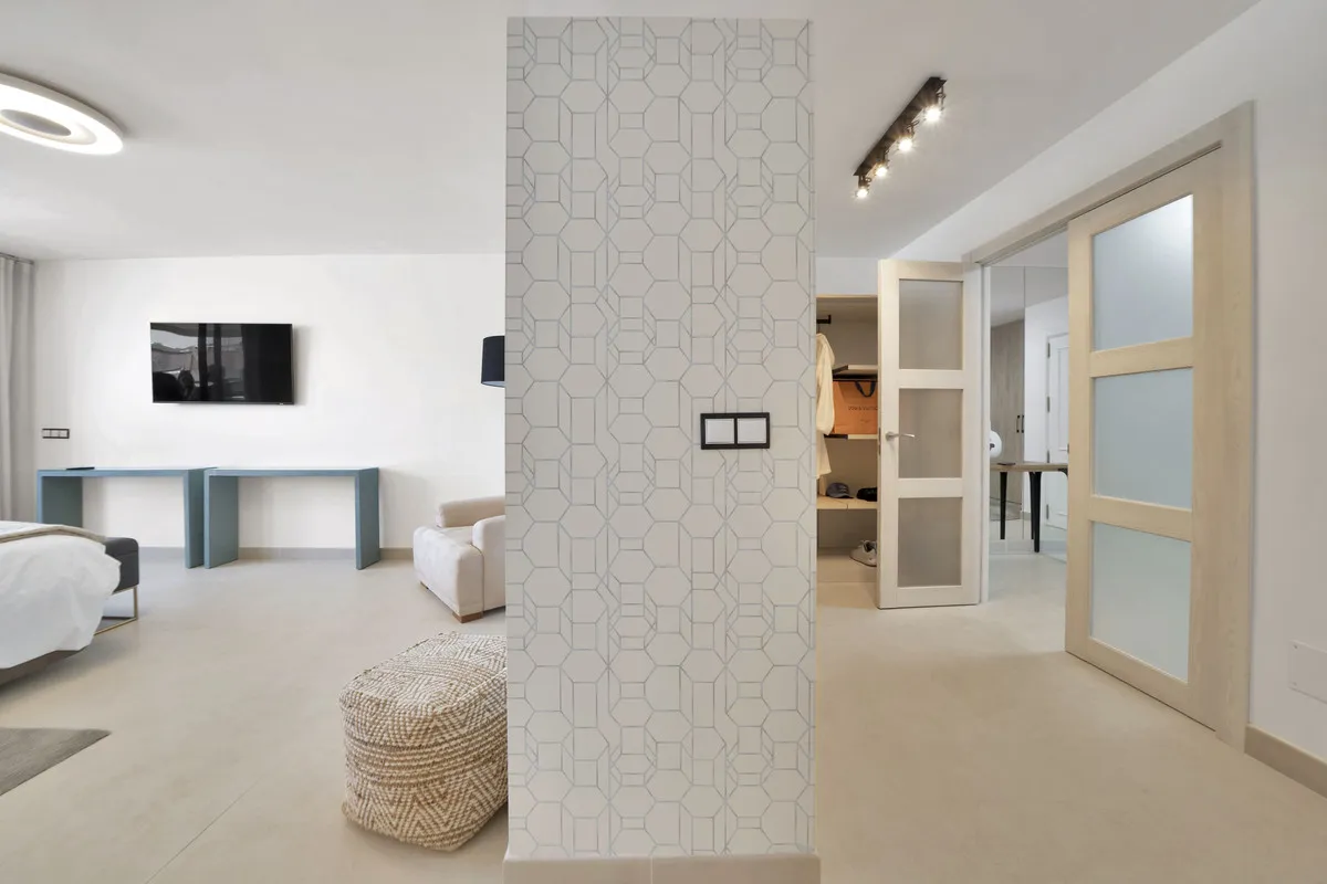 aa3fcdc0-bef3-48d6-a23d-08f498da2796