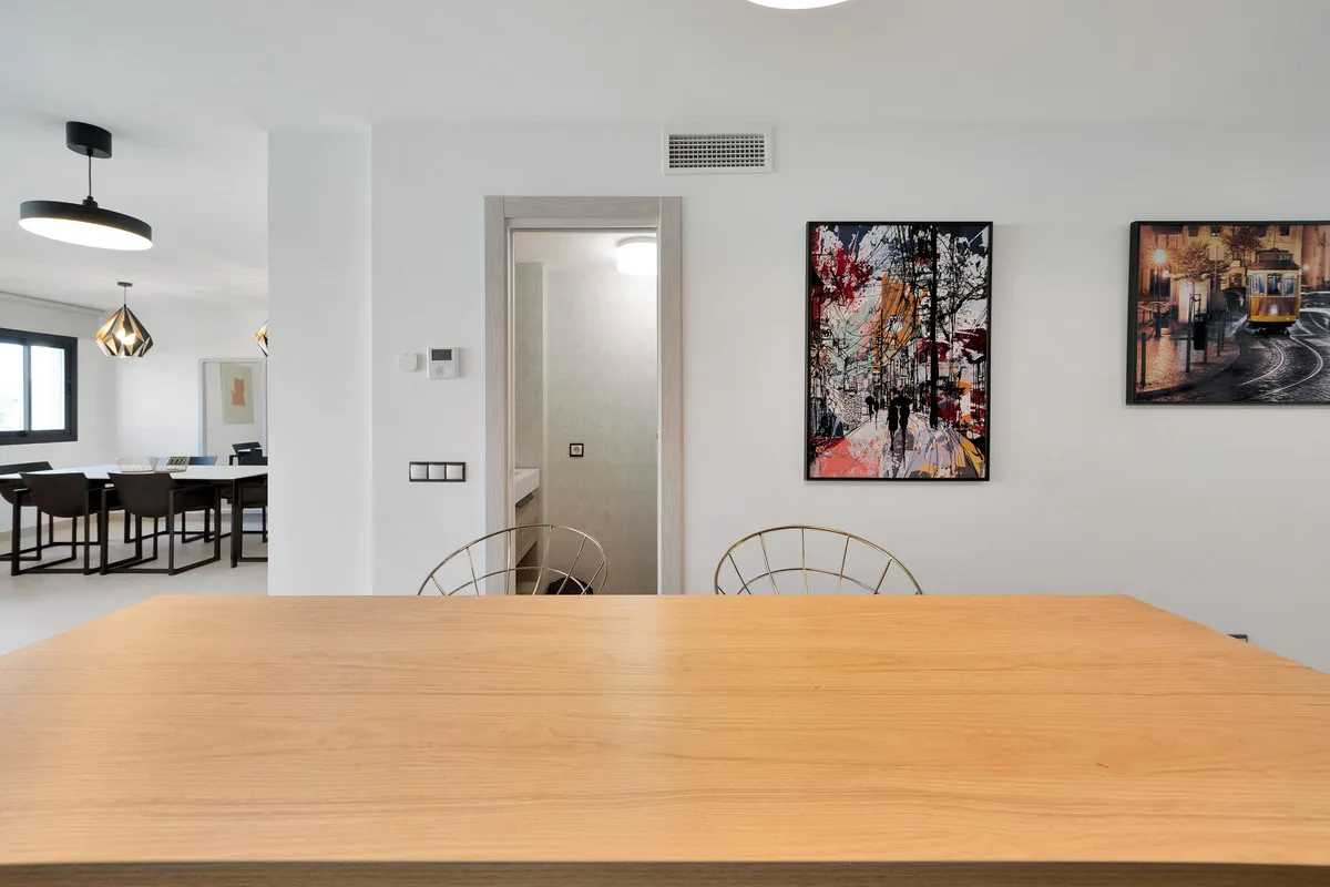 ccf01c5e-d3b8-43ab-afa6-c6d0d149c9e0