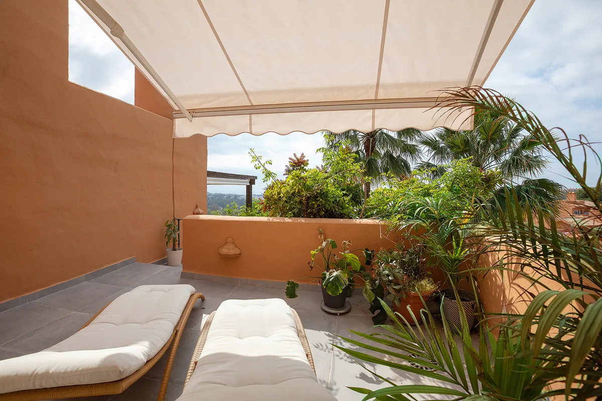 078ba04f-5565-41a6-b13c-af97401da1c3