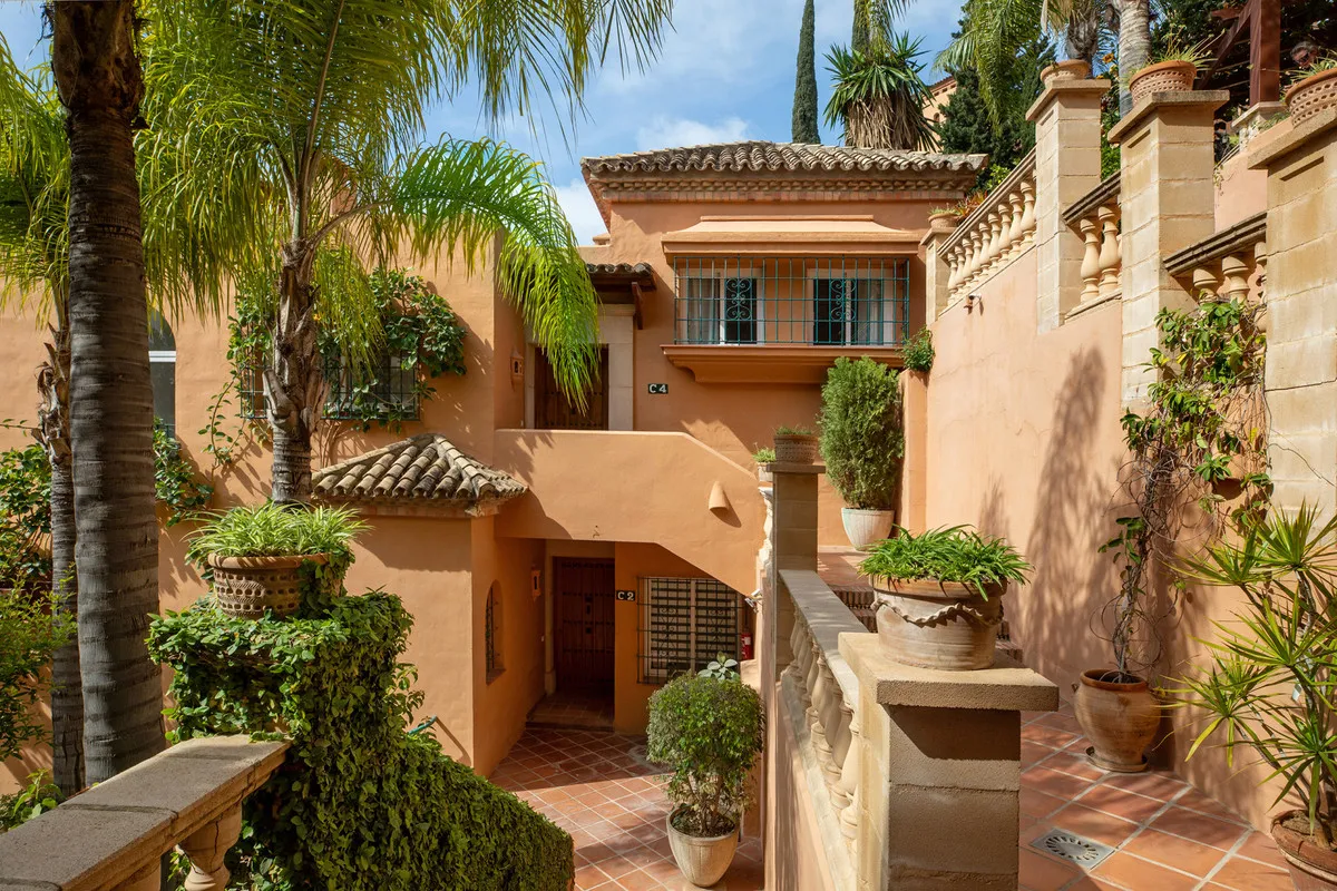 cbfa9798-cb4e-4bf4-95c0-bed3efb3e5ca